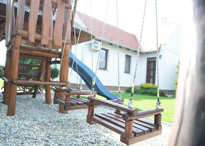 Levendula Apartment Hegyko